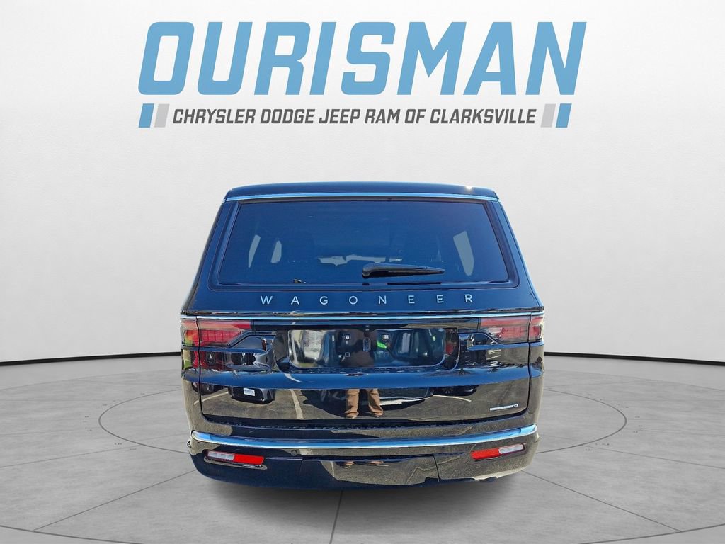 Used 2024 Jeep Wagoneer Series II w/ Flexible Seating Group image 5