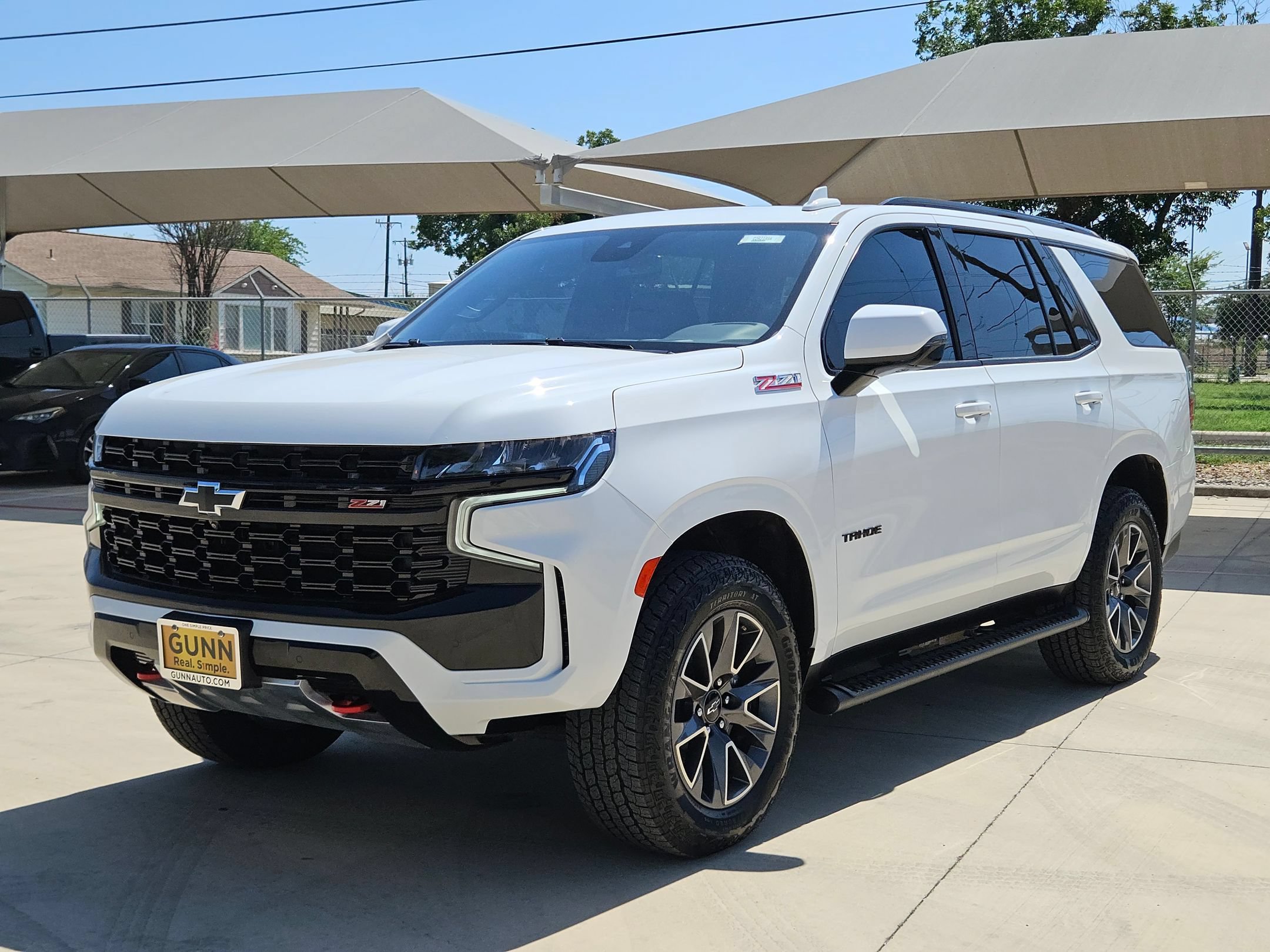Certified 2024 Chevrolet Tahoe Z71 w/ Luxury Package AWD/4WD image 7