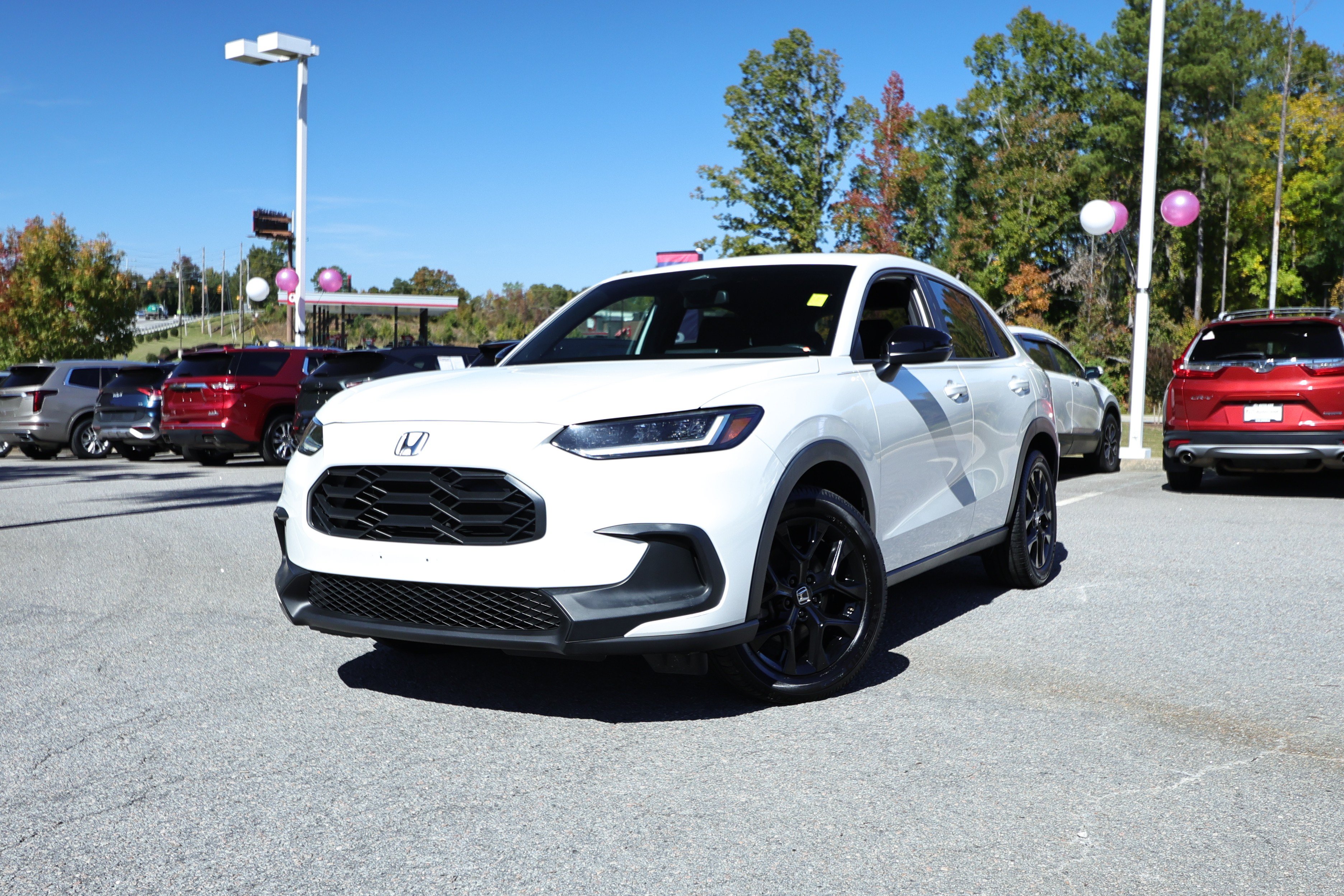 Used 2023 Honda HR-V Sport image 1