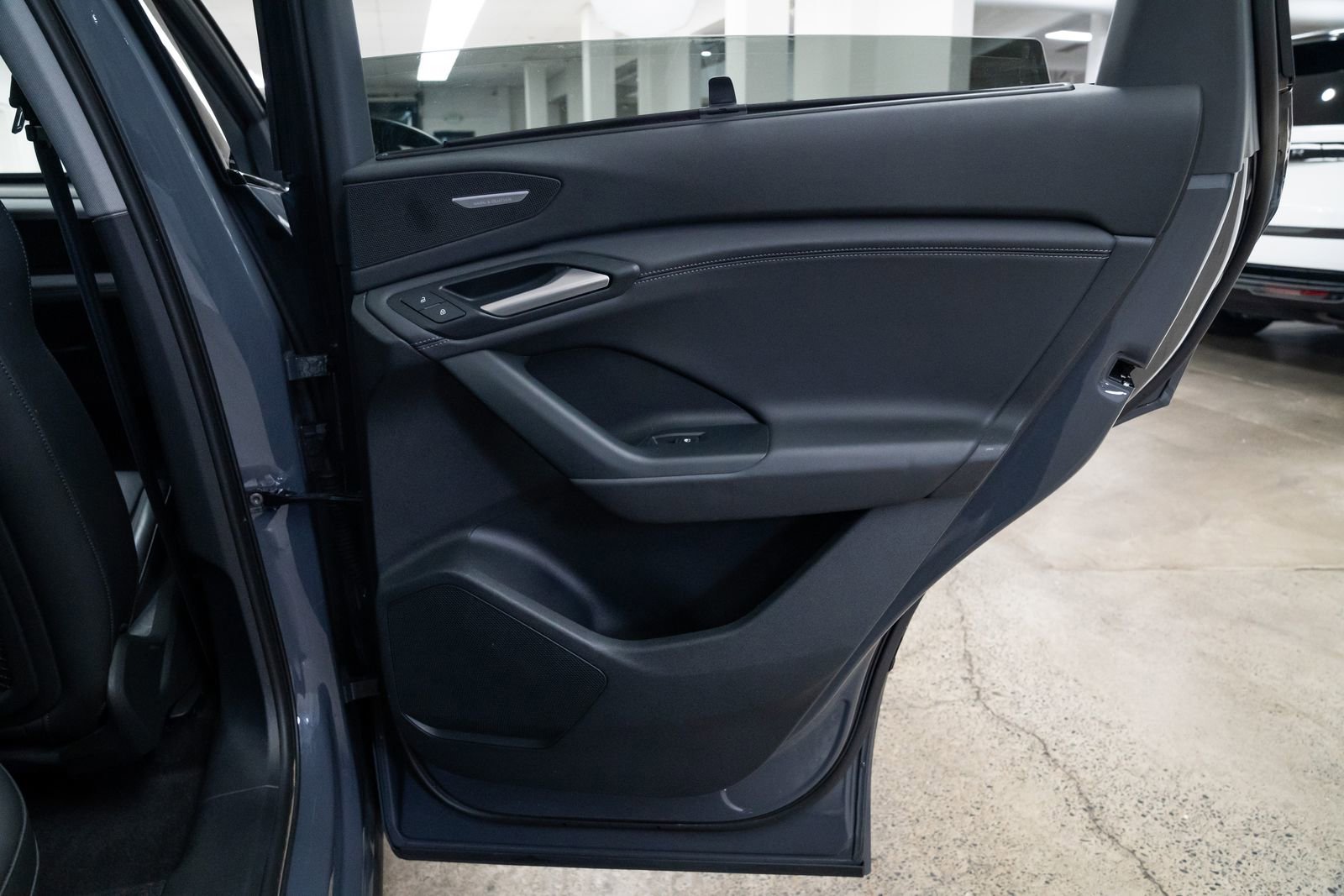 Used 2025 Audi Q6 e-tron Premium Plus w/ Premium Plus image 21