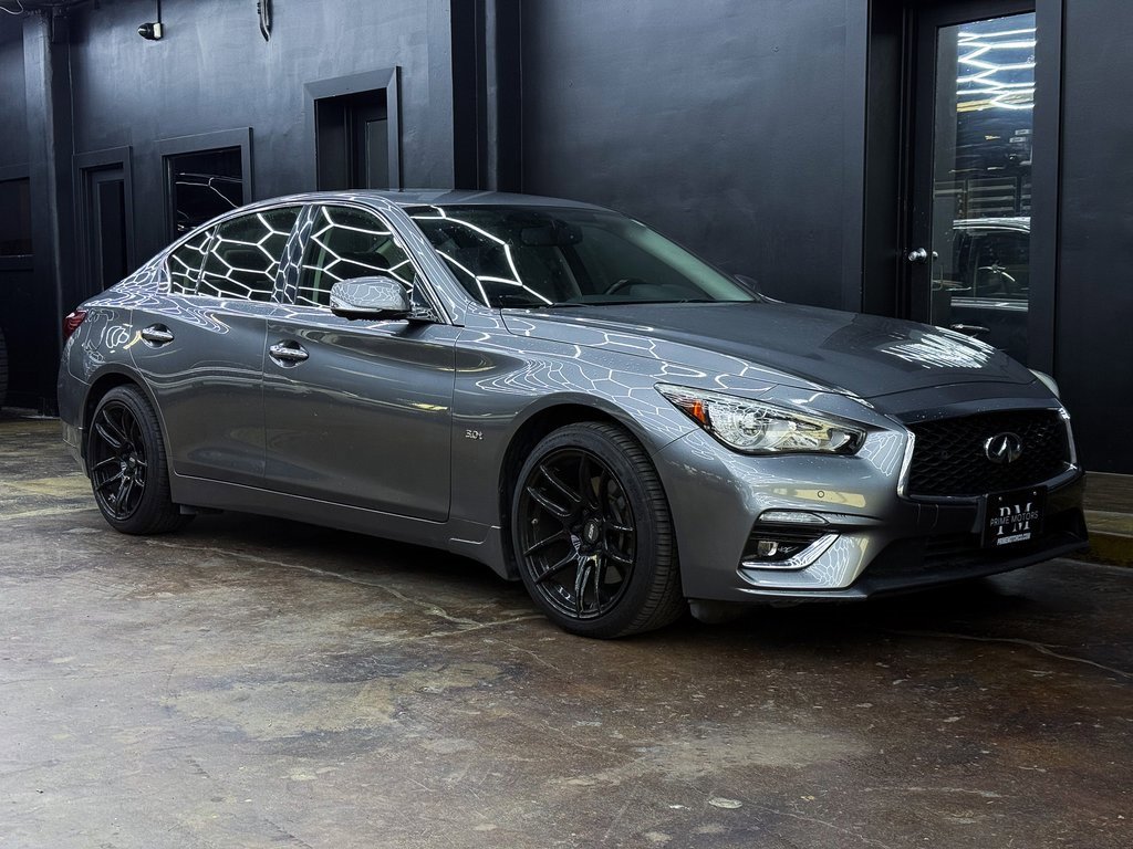 Used 2018 INFINITI Q50 Luxe w/ Essential Package (3.0T Luxe) image 11
