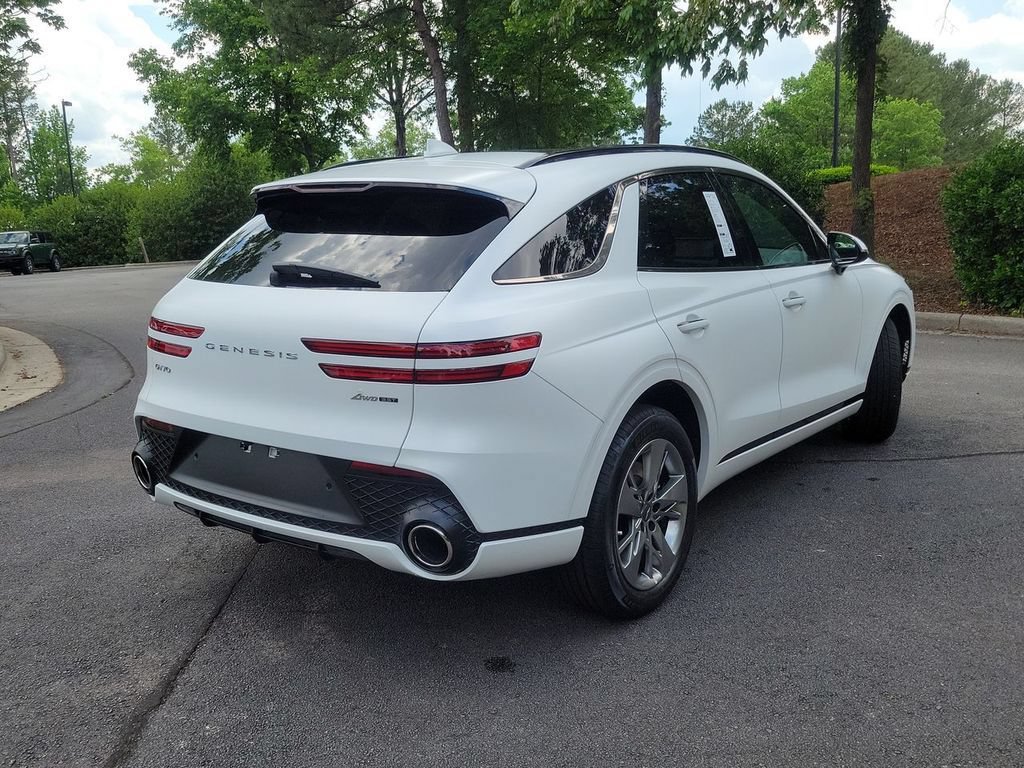 Used 2024 Genesis GV70 3.5T Sport AWD/4WD image 12