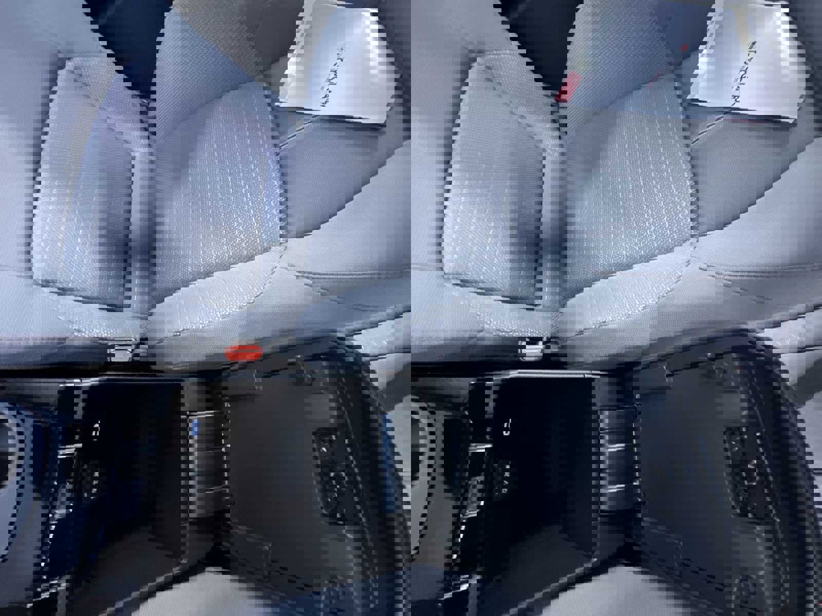 Used 2025 Toyota Corolla FX image 28