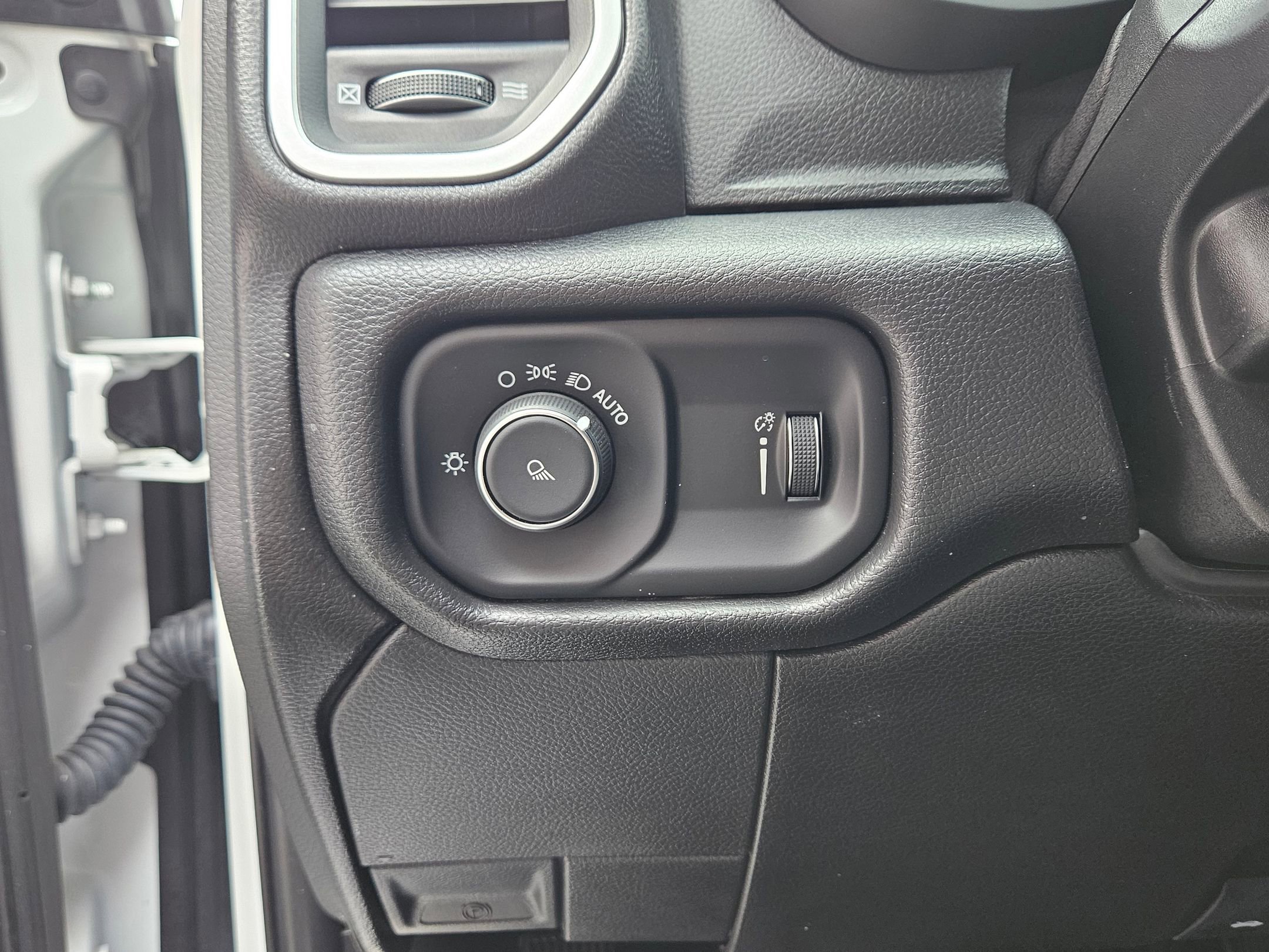 Used 2022 RAM 2500 Big Horn AWD/4WD image 19