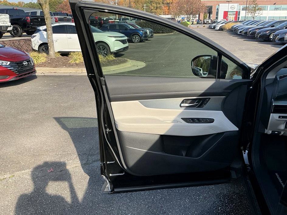 New 2026 Nissan Murano SL image 11