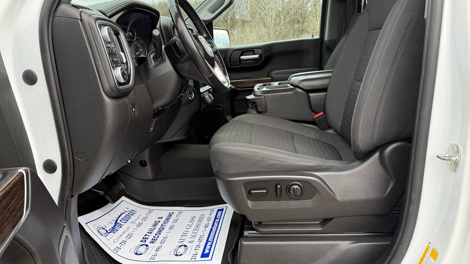 Used 2021 GMC Sierra 1500 SLE image 7