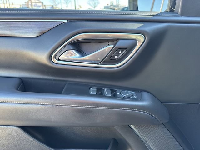 Used 2022 GMC Yukon SLE image 12