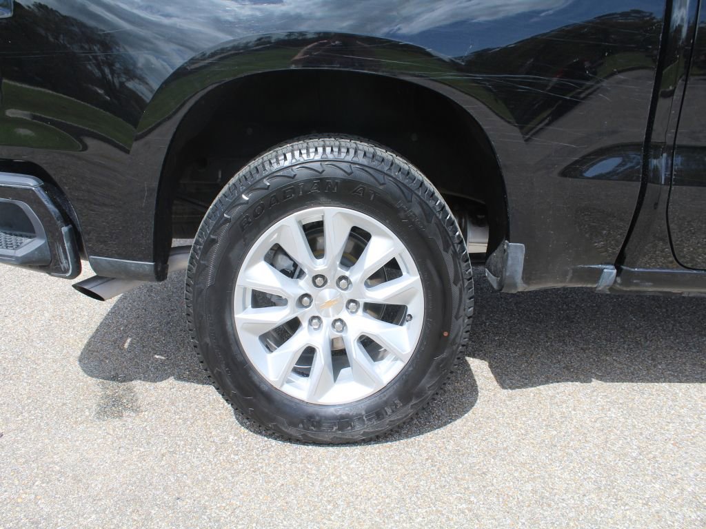 Used 2025 Chevrolet Silverado 1500 Custom AWD/4WD image 20