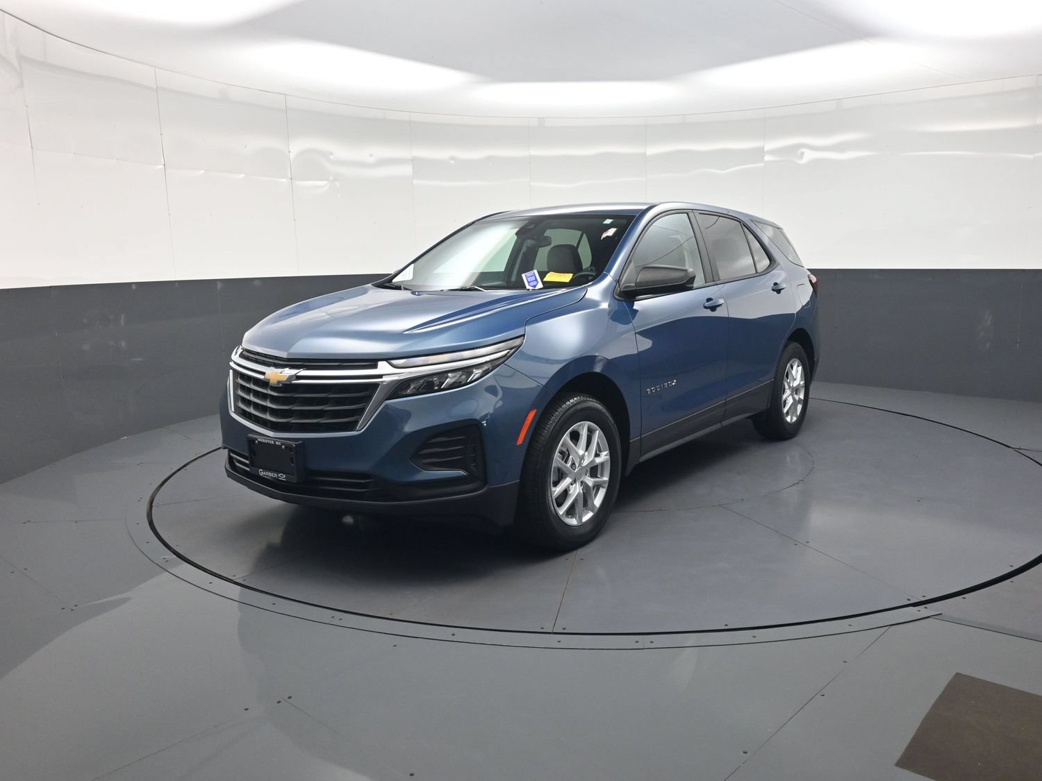 Used 2024 Chevrolet Equinox LS w/ LS Convenience Package AWD/4WD image 7
