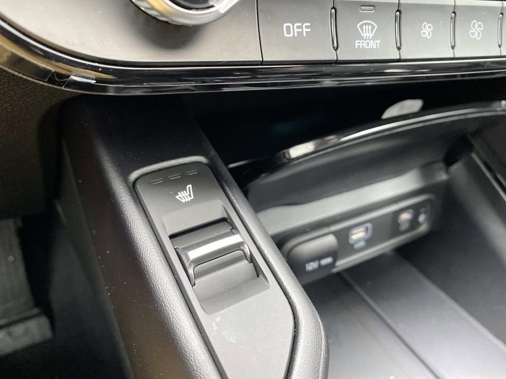 New 2025 Kia Telluride S image 14