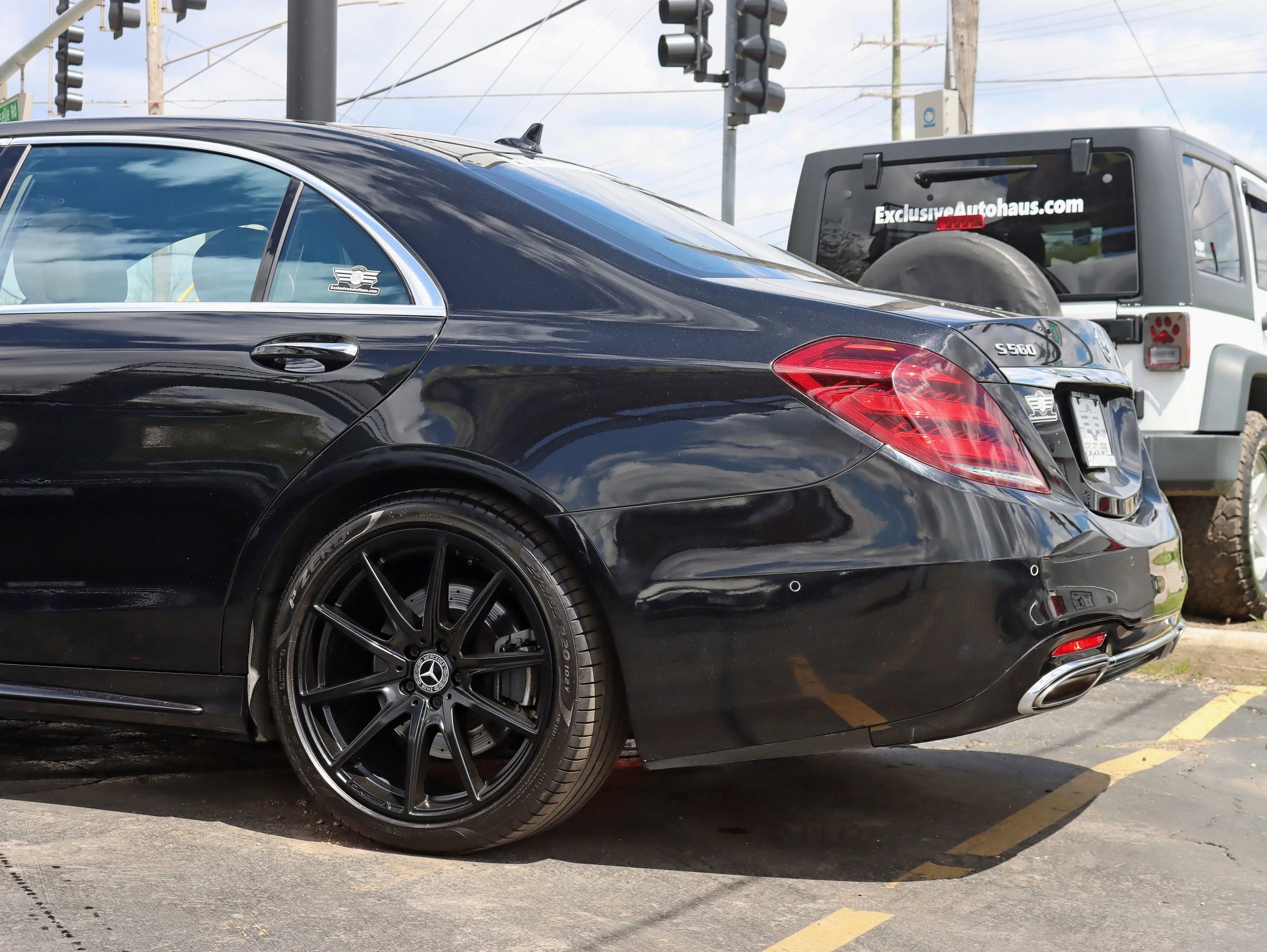 Used 2019 Mercedes-Benz S 560 Sedan image 12