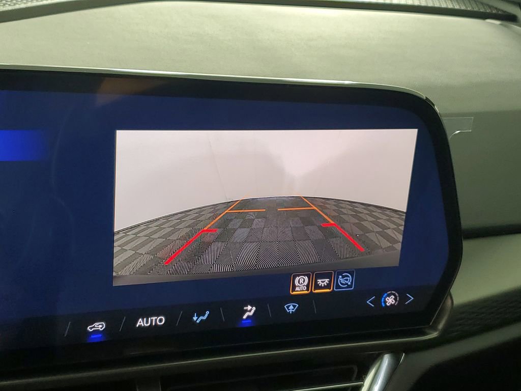 New 2026 Chevrolet Equinox EV LT image 17