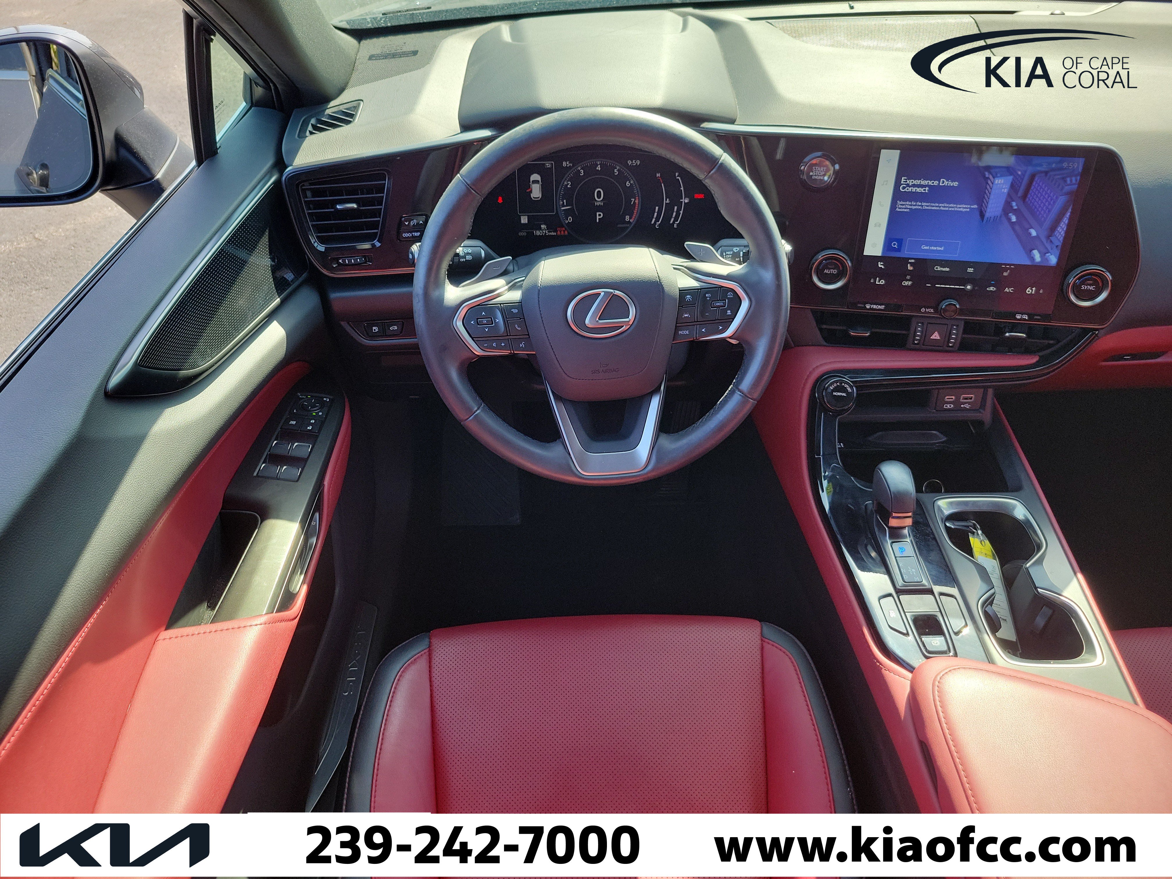 Used 2024 Lexus NX 250 FWD w/ Towing Package (2000 Lbs) image 17
