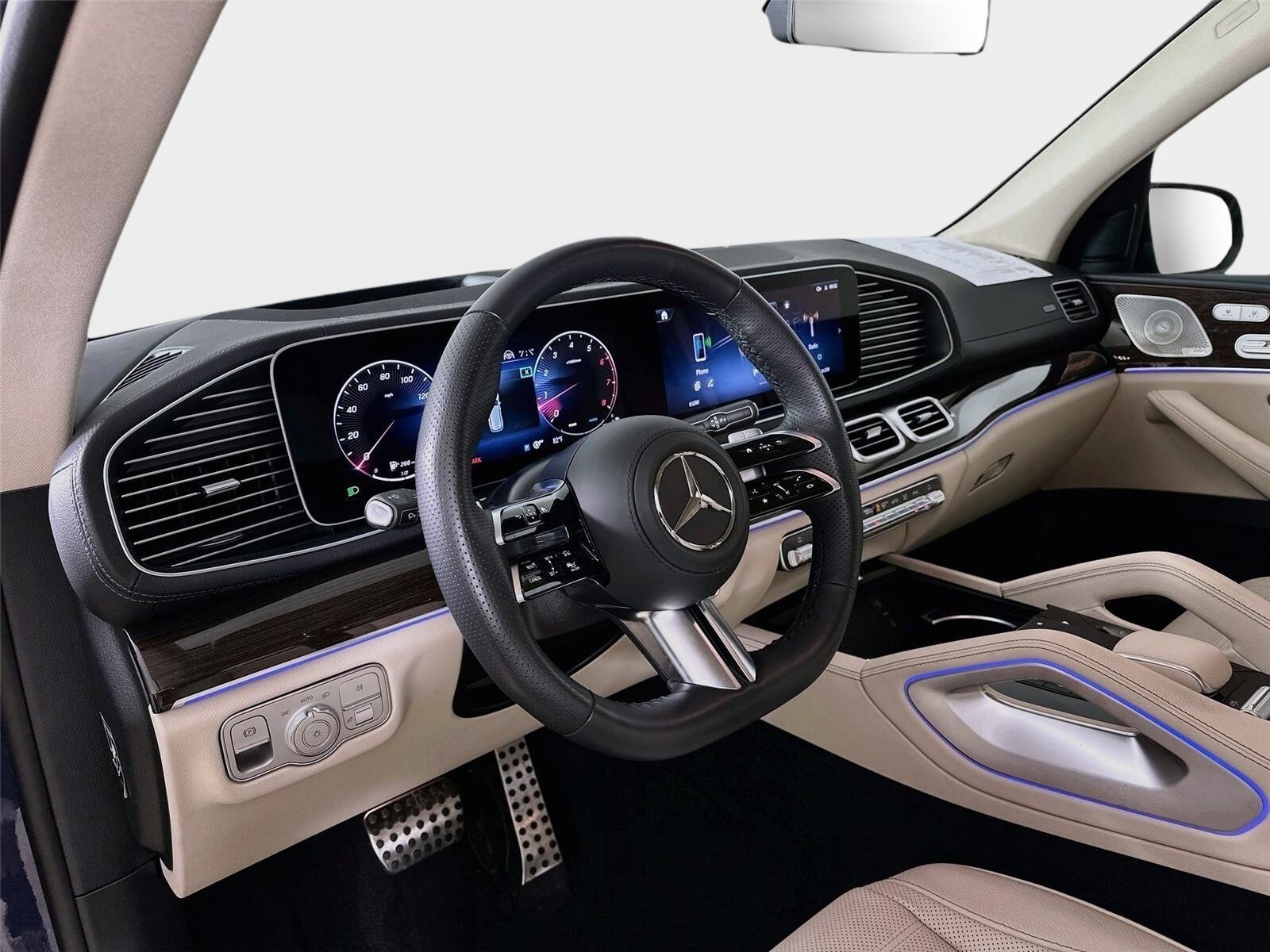 Certified 2026 Mercedes-Benz GLS 450 4MATIC image 9