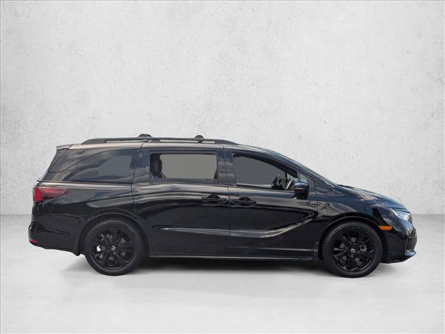 Used 2023 Honda Odyssey Sport image 4