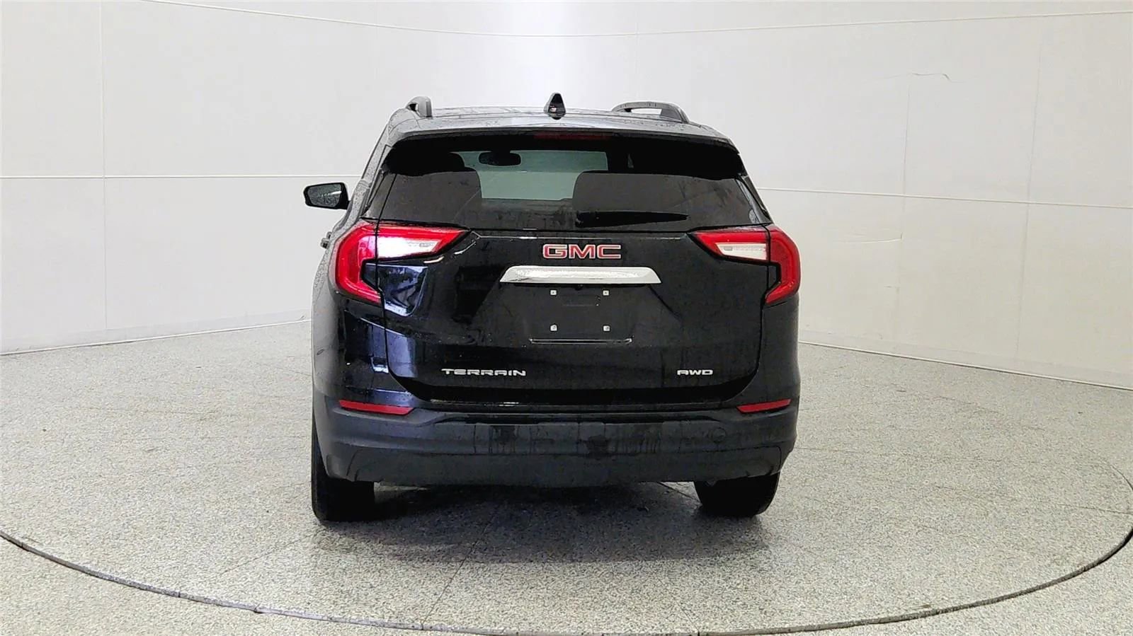 Used 2022 GMC Terrain SLE w/ Driver Convenience Package AWD/4WD image 6