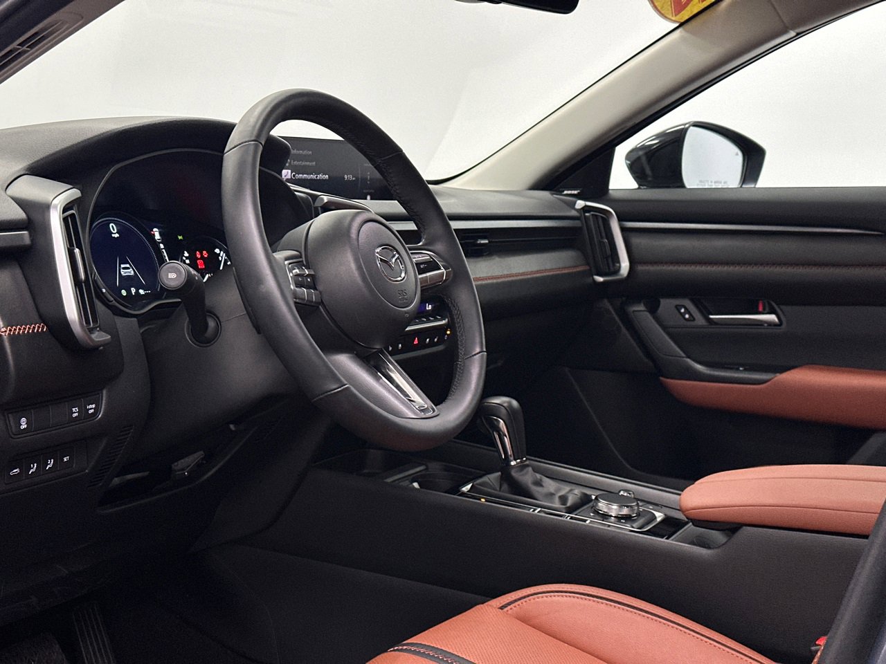 Certified 2025 MAZDA CX-50 Meridian Edition w/ Apex Package image 15