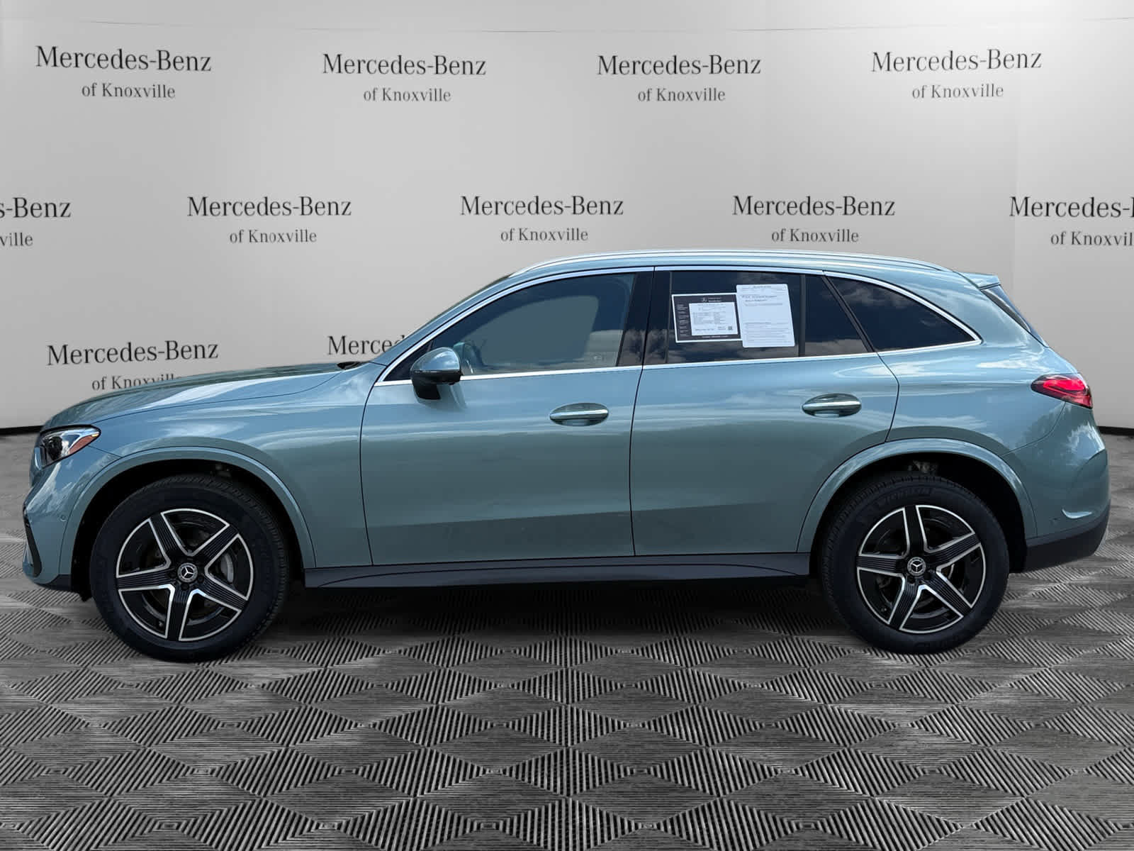 Used 2026 Mercedes-Benz GLC 300 4MATIC image 6