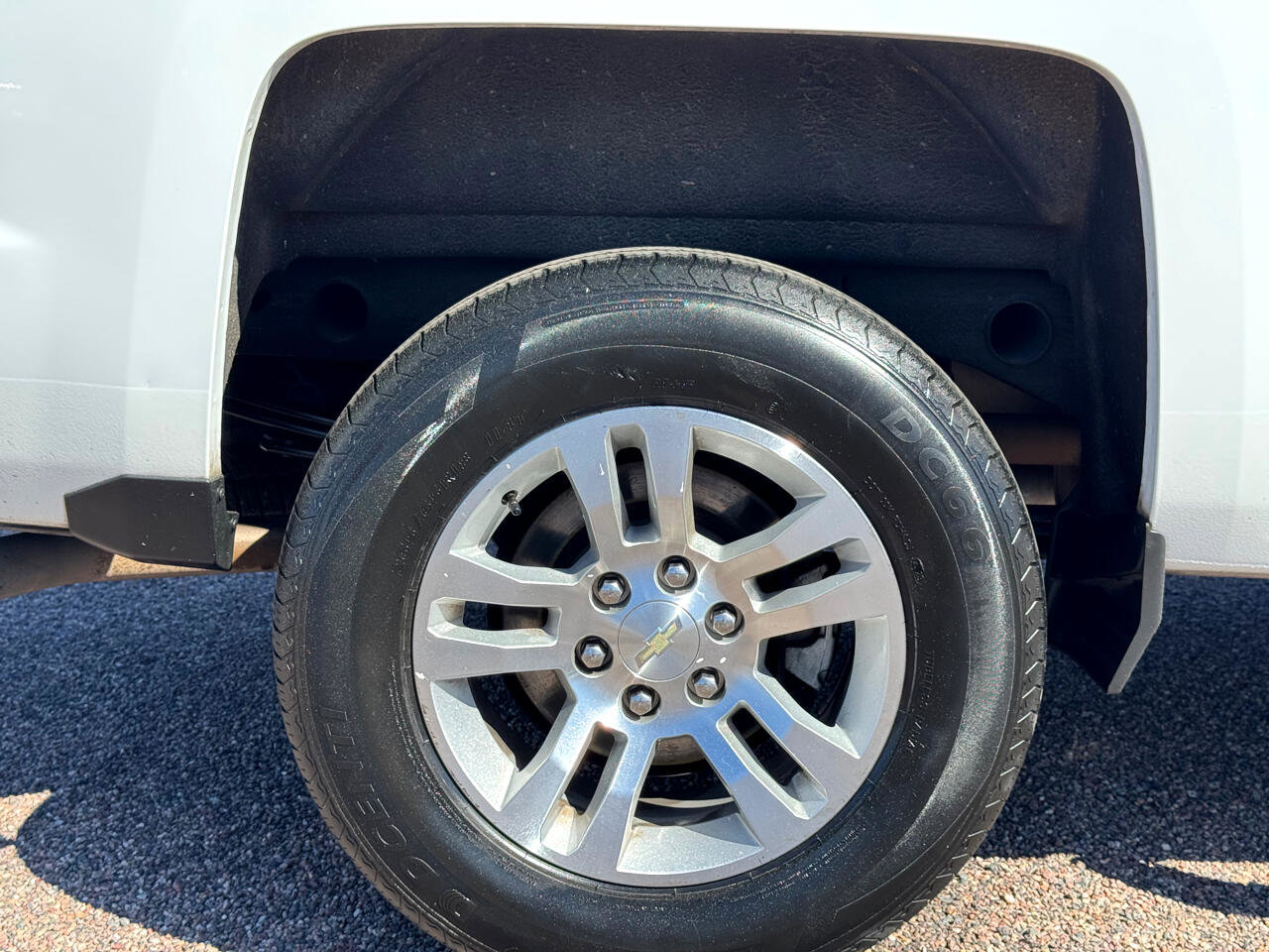 Used 2018 Chevrolet Silverado 1500 LT w/ All Star Edition image 17