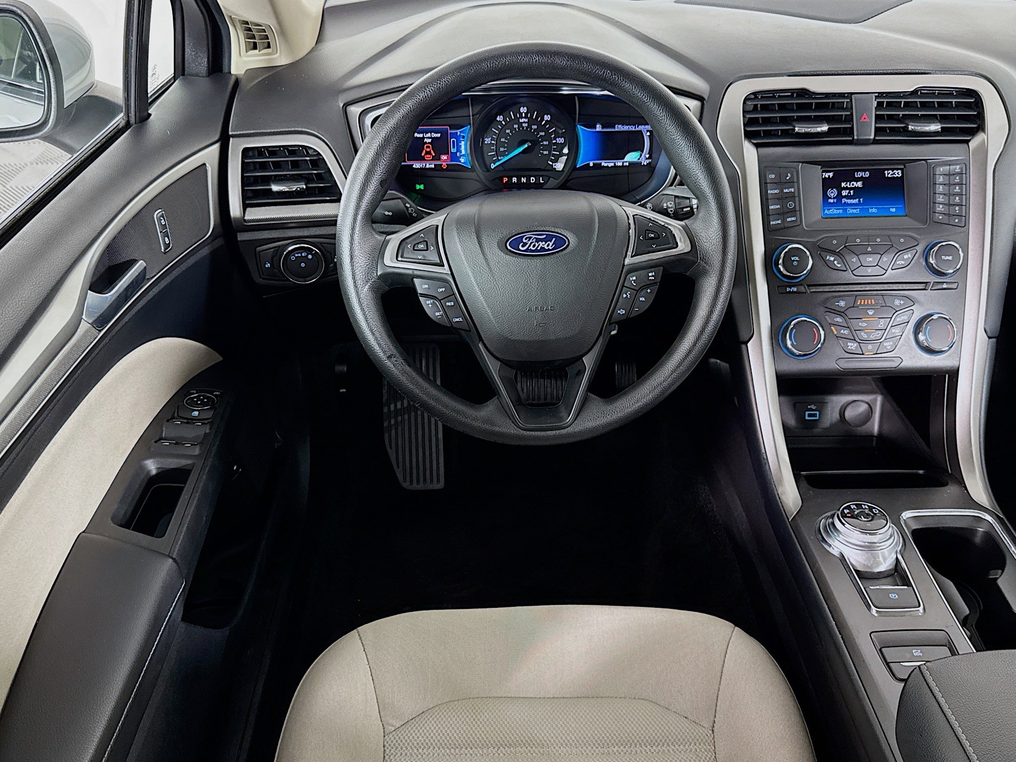 Used 2018 Ford Fusion S image 16