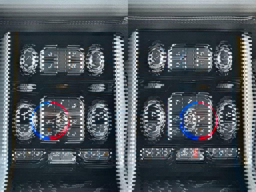 Certified 2023 GMC Yukon XL Denali w/ Denali Reserve Package image 28