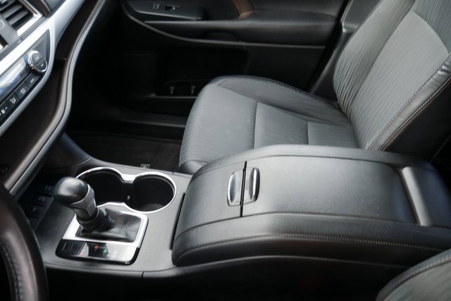 Used 2018 Toyota Highlander Plus image 21