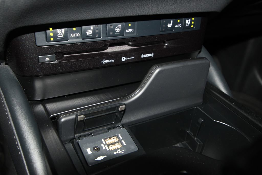 Used 2022 Lexus ES 350 w/ Premium Package image 19