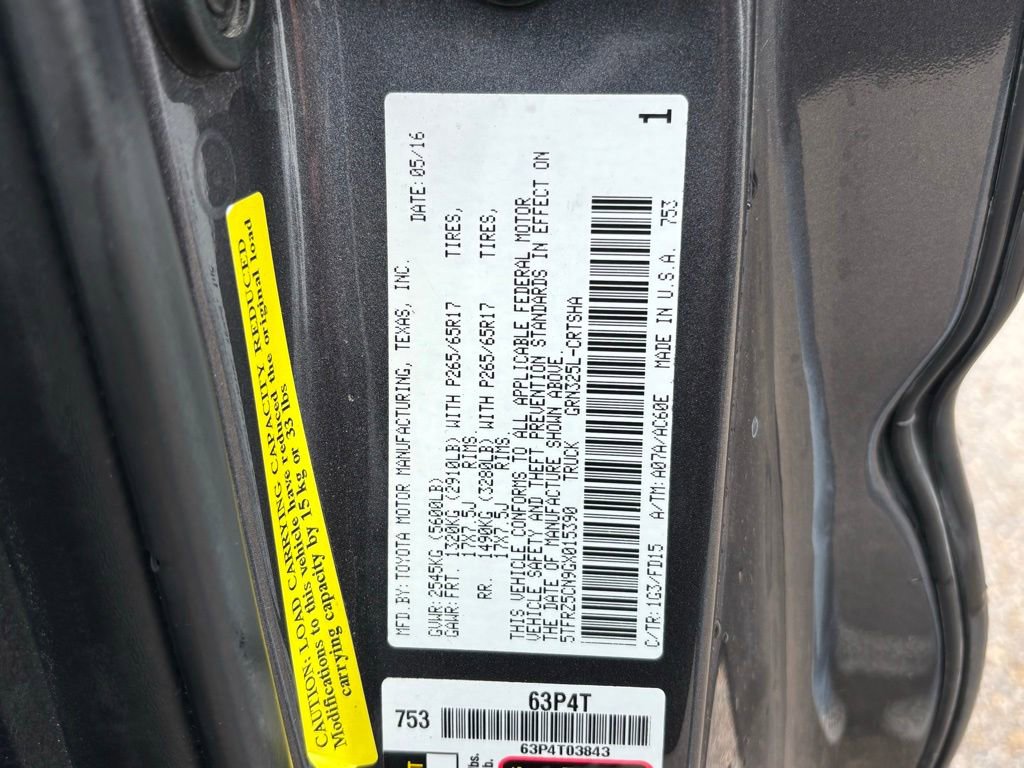 Used 2016 Toyota Tacoma TRD Sport w/ Towing Package RWD image 16