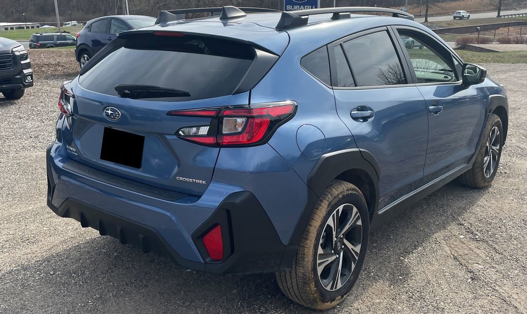 Used 2024 Subaru Crosstrek 2.0i Premium image 8