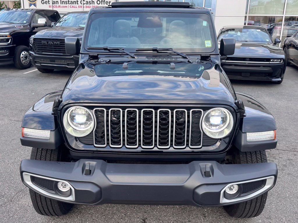 Certified 2026 Jeep Wrangler Unlimited Sahara AWD/4WD image 2