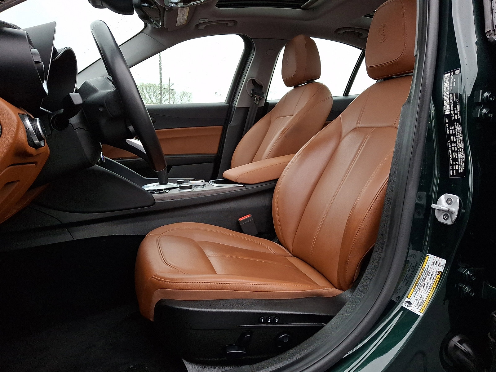 Used 2020 Alfa Romeo Giulia Ti w/ Active Blind Spot Package image 14