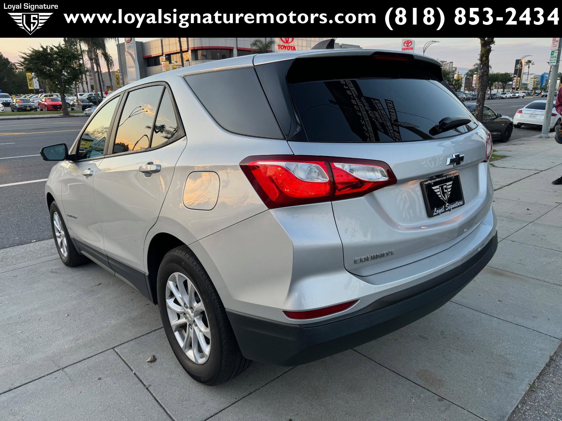 Used 2020 Chevrolet Equinox LS w/ LS Convenience Package image 5