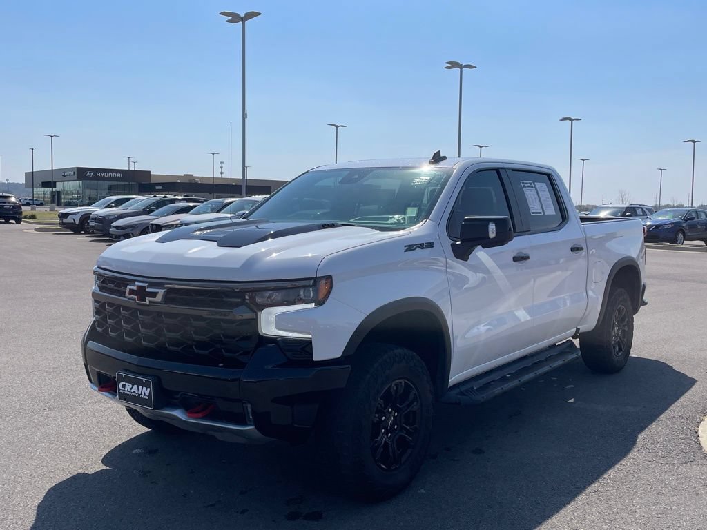 Used 2024 Chevrolet Silverado 1500 ZR2 w/ Technology Package AWD/4WD image 3