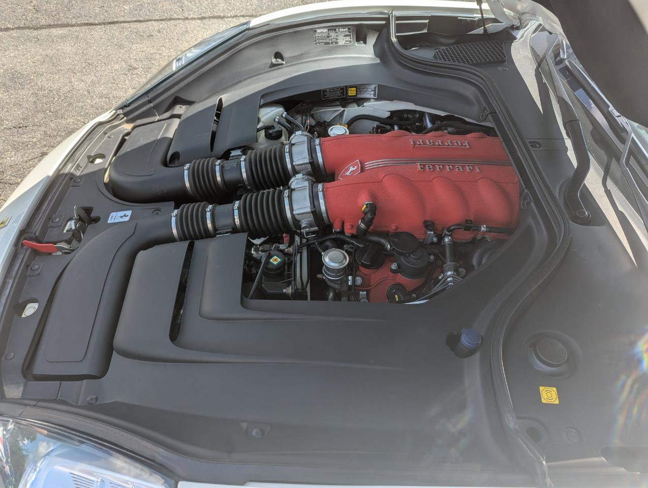 Used 2013 Ferrari California image 44