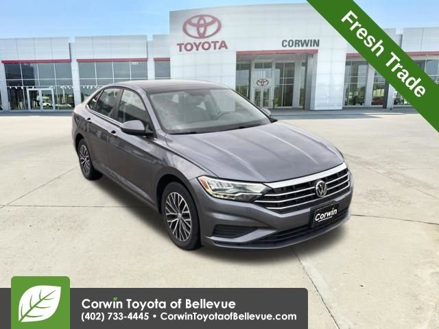 Used 2019 Volkswagen Jetta SE FWD image 1