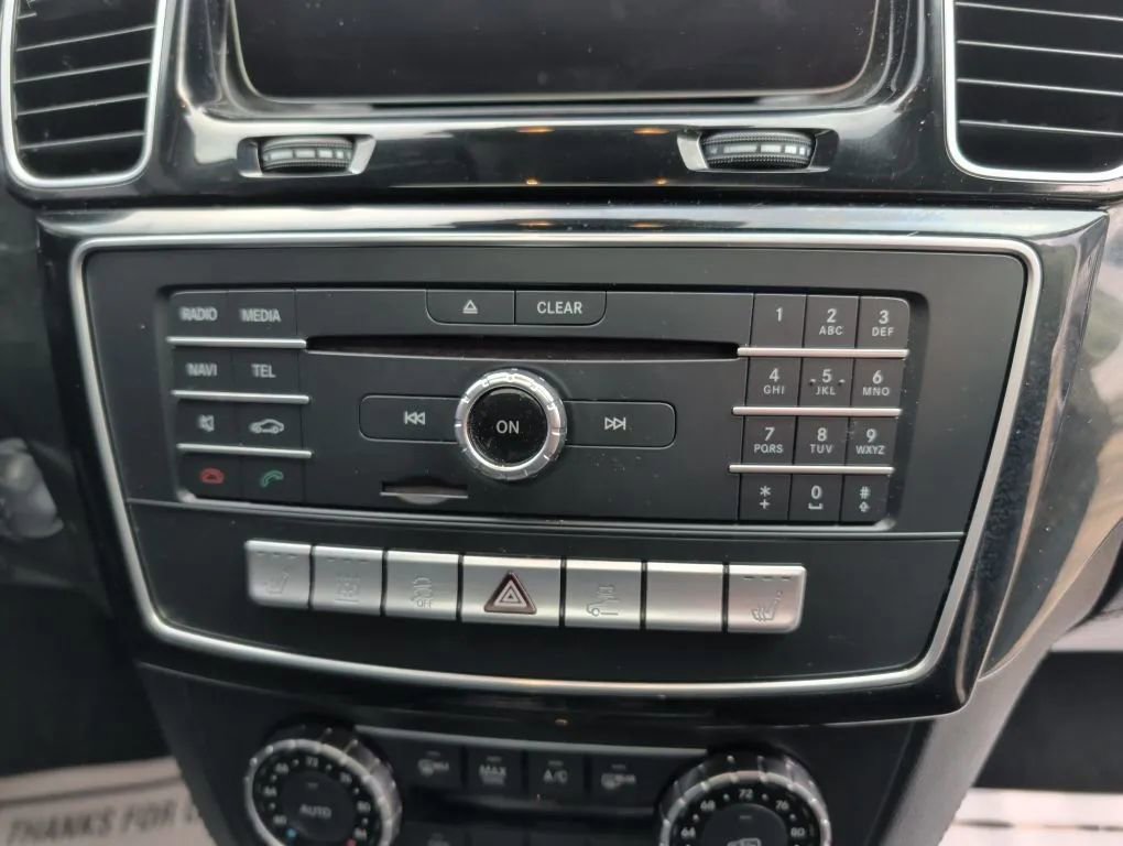 Used 2017 Mercedes-Benz GLE 550e image 25