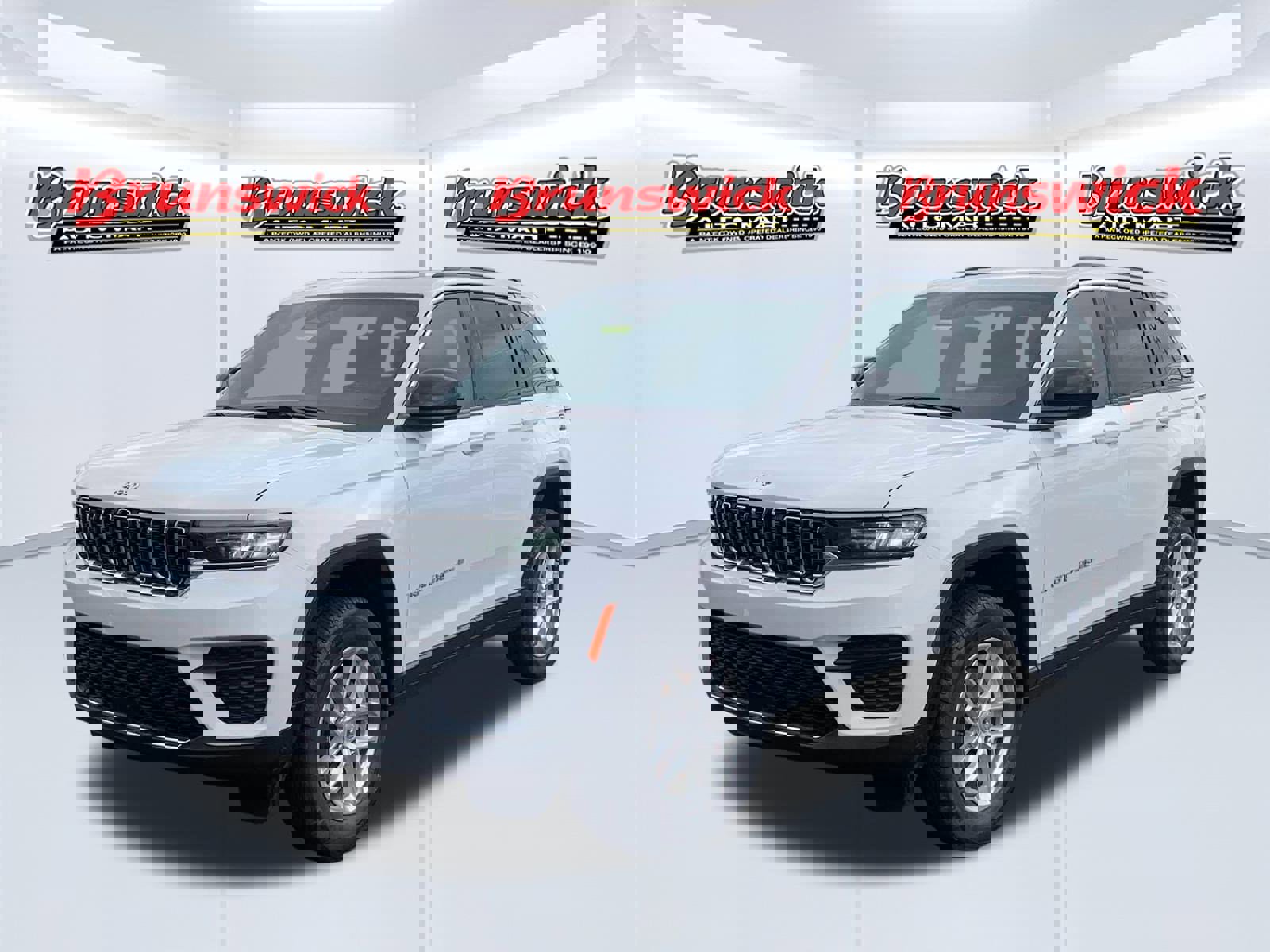 New 2025 Jeep Grand Cherokee Laredo X w/ Luxury Tech Group I image 1