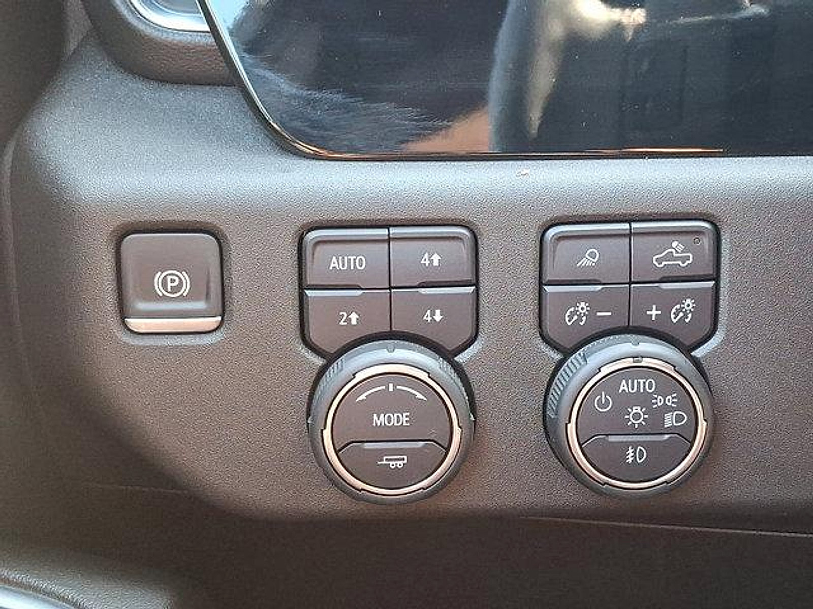 Used 2024 Chevrolet Silverado 1500 High Country w/ High Country Premium Package image 55