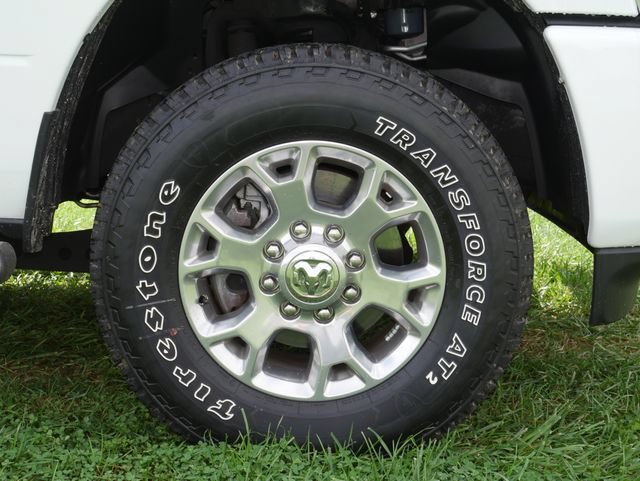Used 2024 RAM 2500 Laramie AWD/4WD image 13