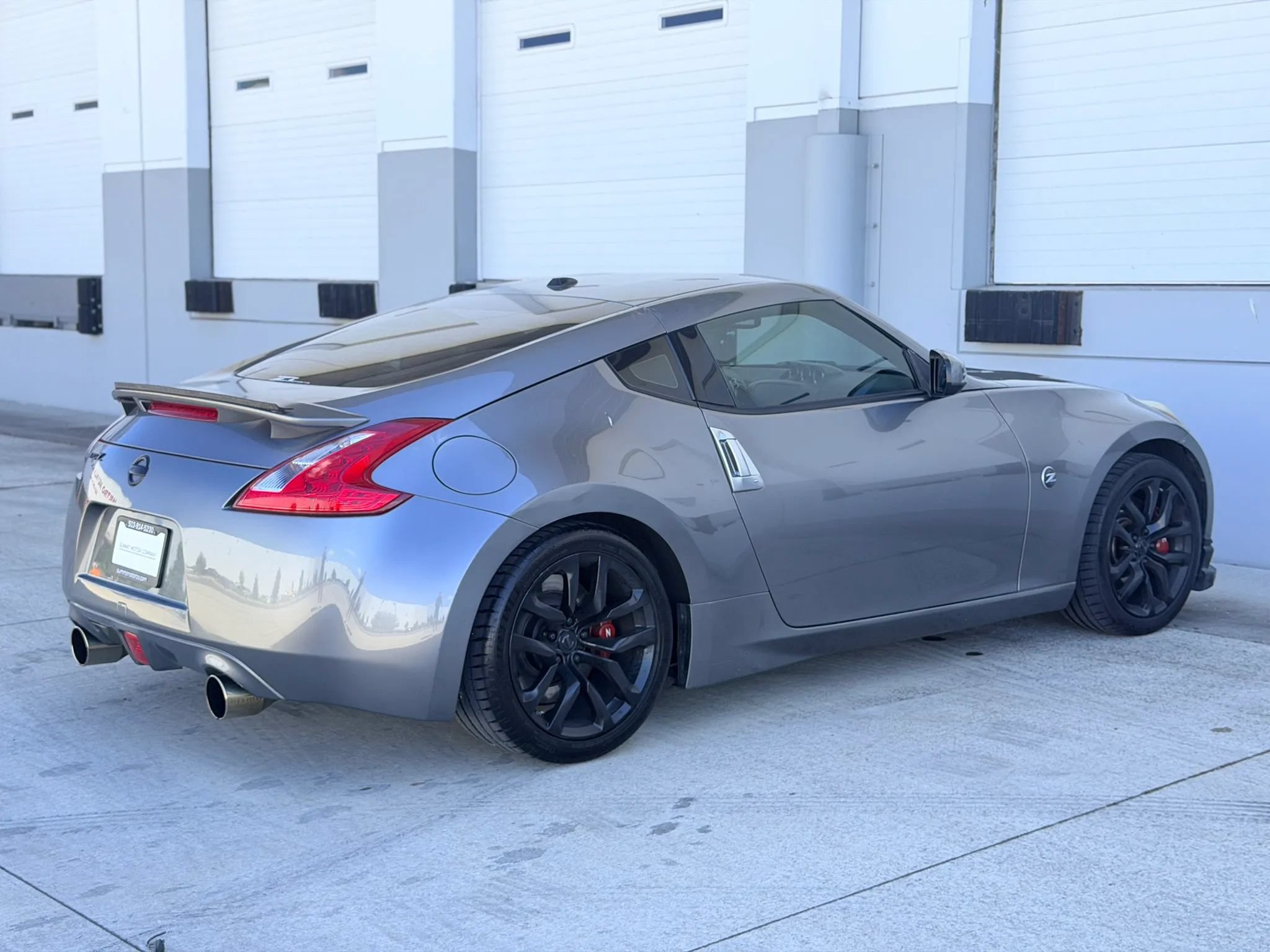 Used 2011 Nissan 370Z Touring w/ Sport Pkg RWD image 5
