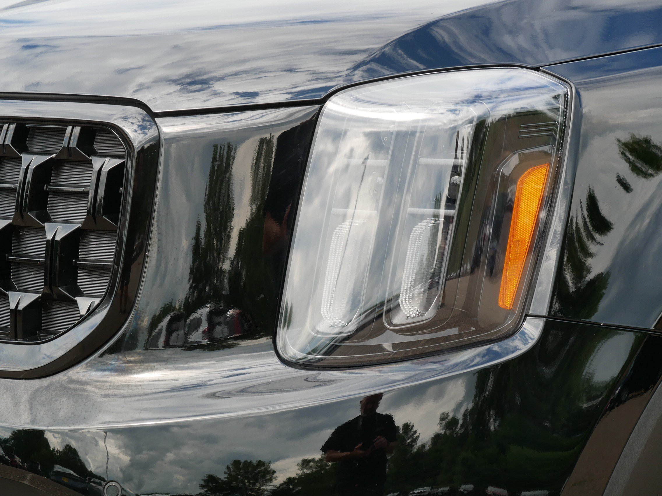 Certified 2025 Kia Telluride SX Prestige X-Line AWD/4WD image 16