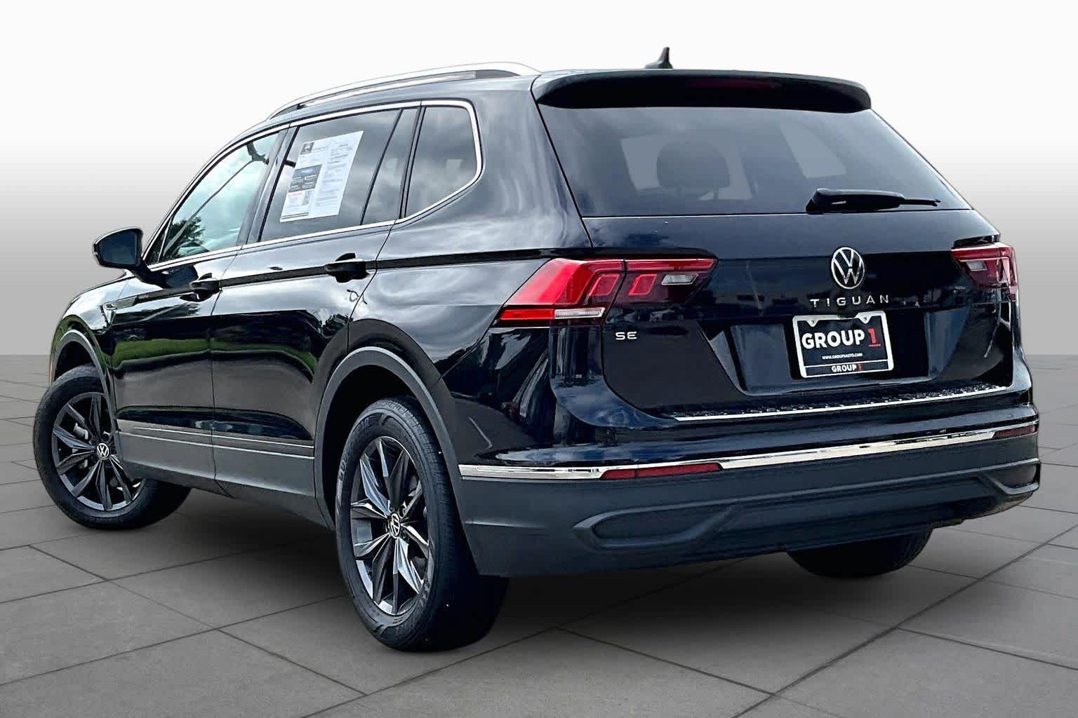 Used 2023 Volkswagen Tiguan SE FWD image 11