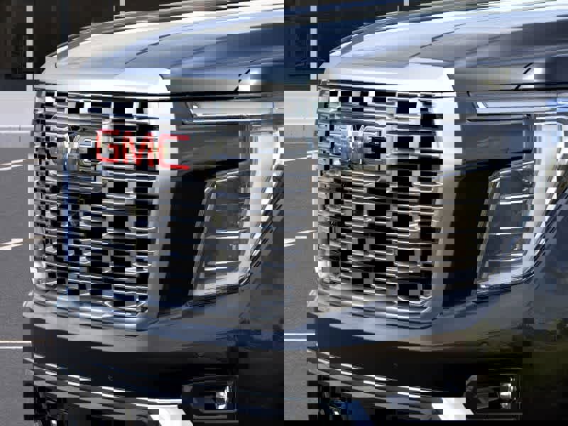 New 2026 GMC Yukon Denali w/ Sun & Power Step Package image 13