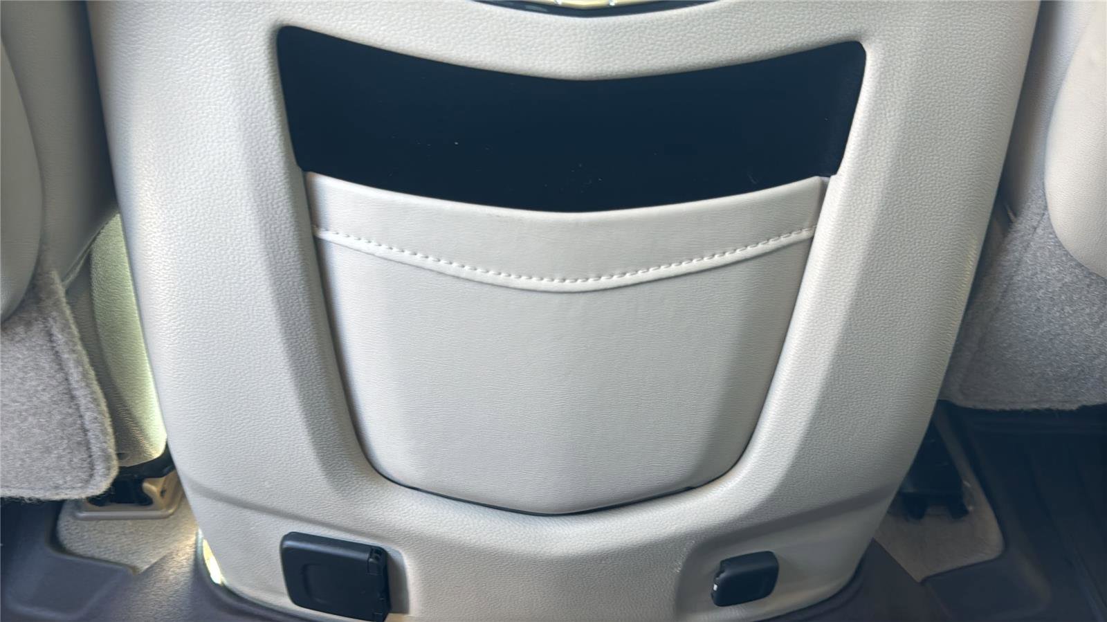 Used 2017 Cadillac Escalade 4WD w/ LPO, Radiant Package image 27