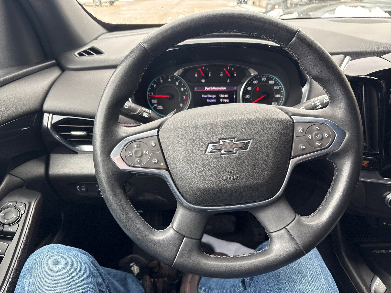 Used 2023 Chevrolet Traverse RS image 15