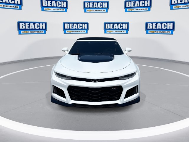 Used 2022 Chevrolet Camaro ZL1 RWD image 3