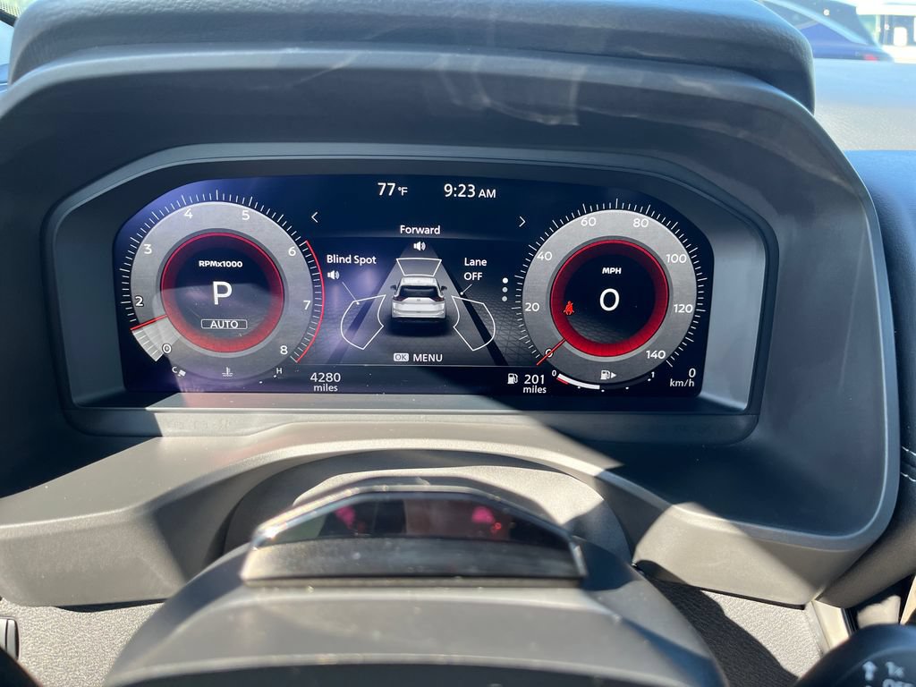 Used 2025 Nissan Rogue SL w/ Tech Package AWD/4WD image 15