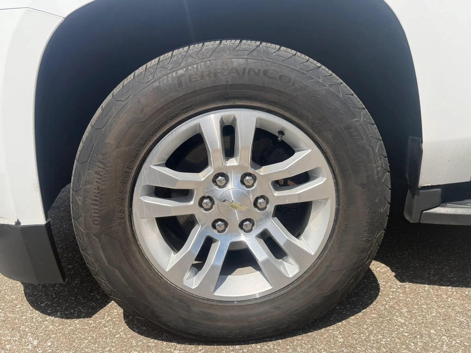 Used 2020 Chevrolet Suburban LT AWD/4WD image 36