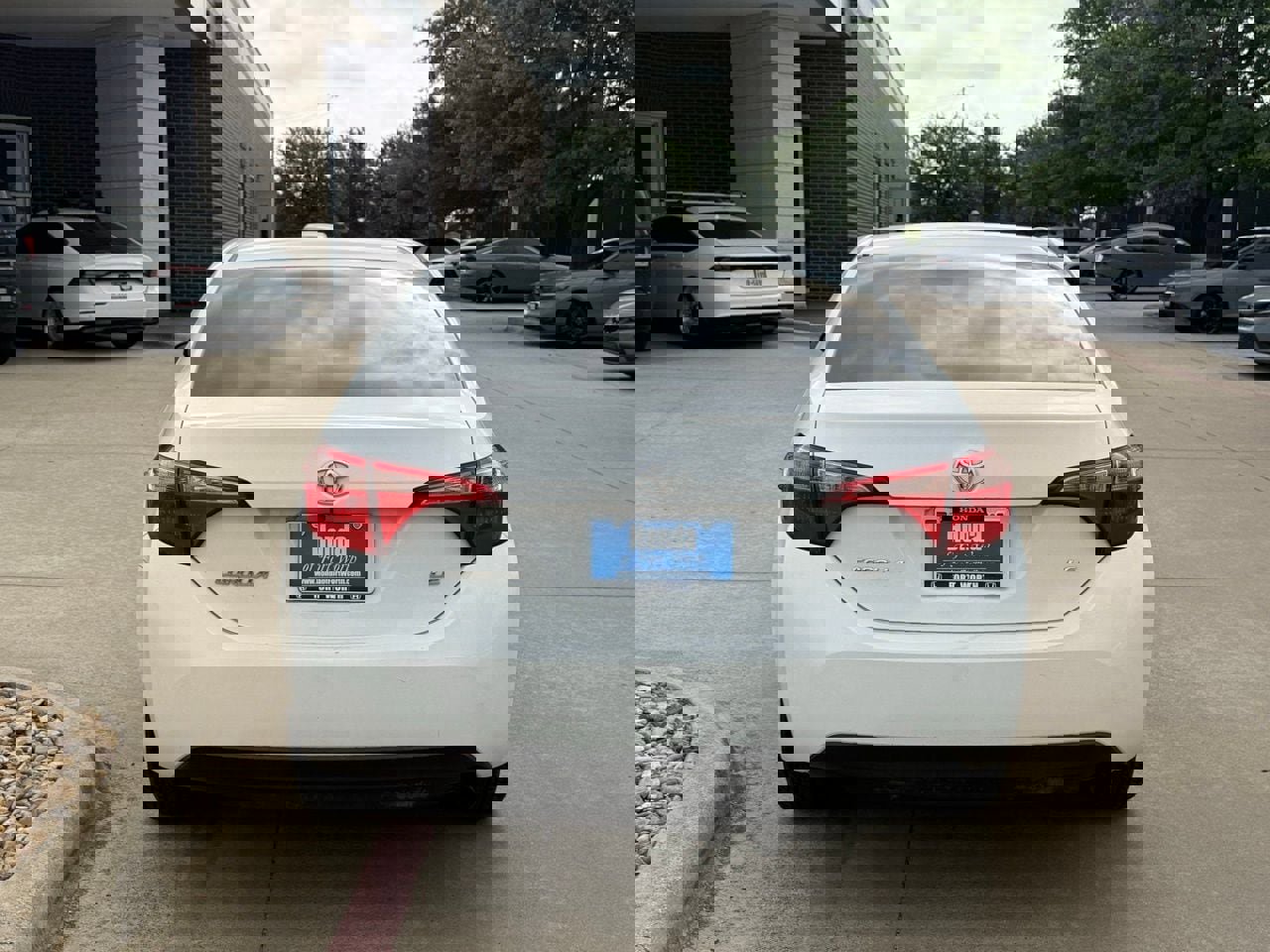 Used 2019 Toyota Corolla LE w/ Carpet Mat Package (TMS) image 4