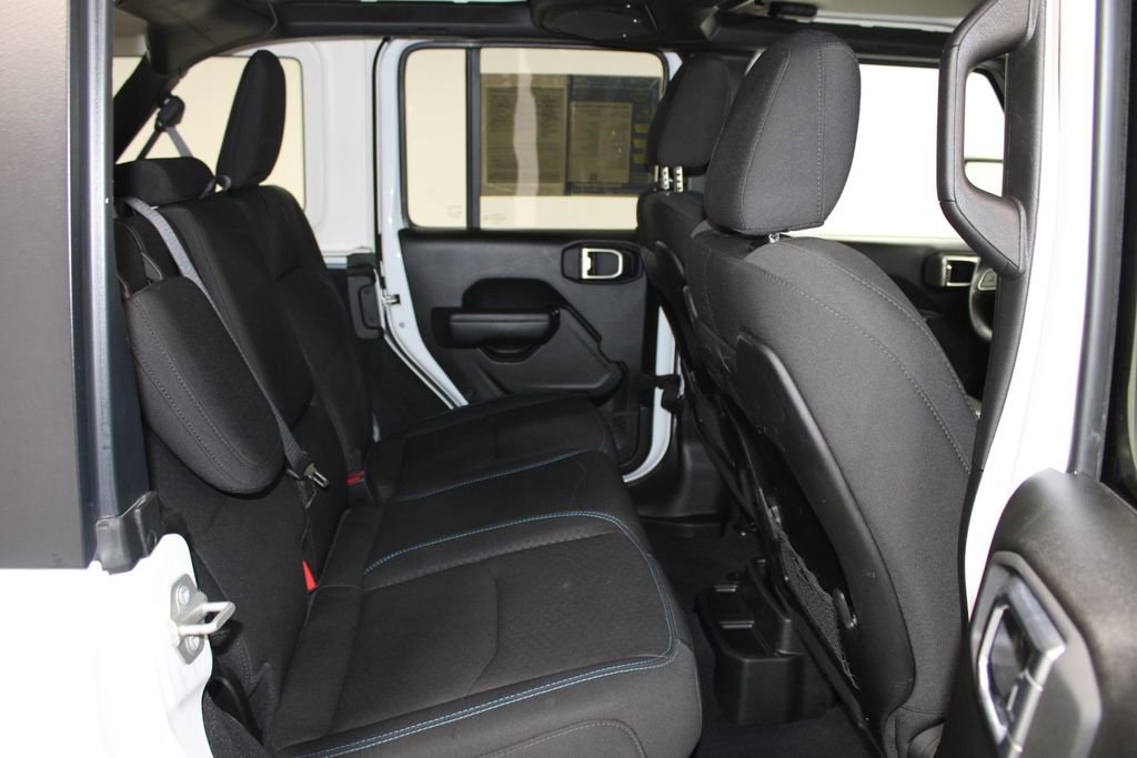 Used 2024 Jeep Wrangler Unlimited Rubicon 4xe AWD/4WD image 33